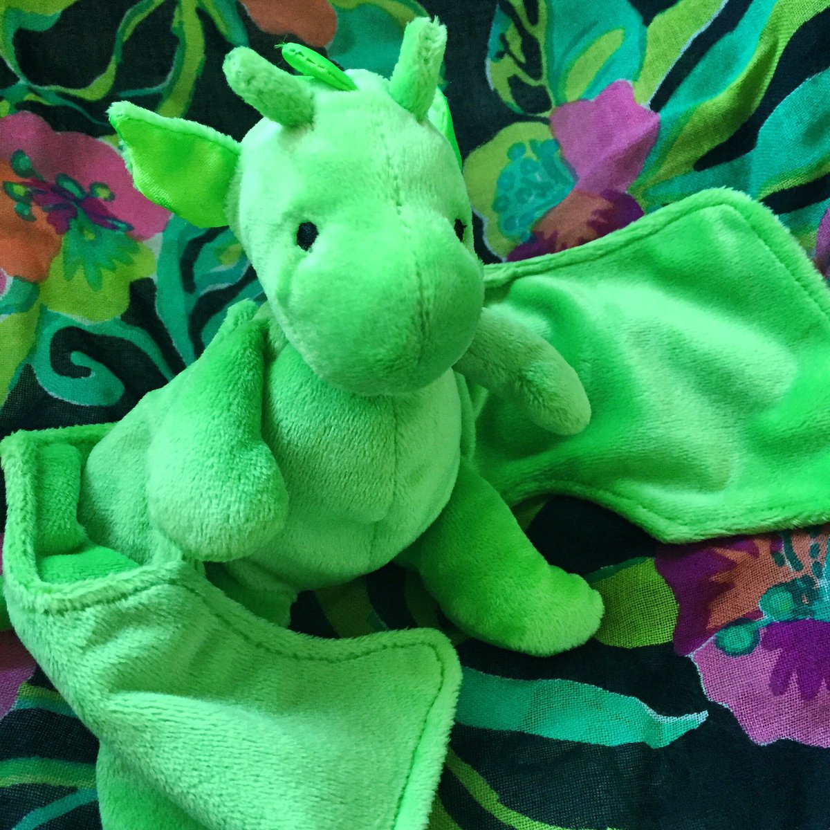 NABearCo's tweet photo. DRAGONS ARE COMING. shipping soon! For the night is dark, and babies need cute cozies. 🐲🐉 #got #motherofdragons https://t.co/Kaie5MAU3g