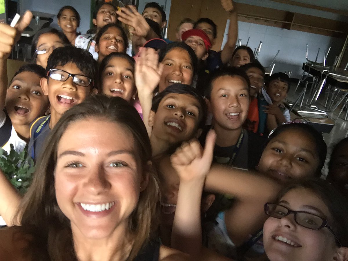 Tracey Hunter Cinelli tweet media