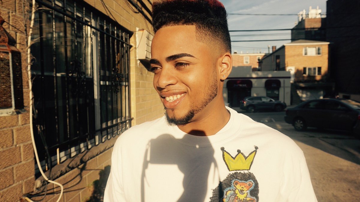 ApexGhramm's tweet photo. Smile ✌🏽️ https://t.co/5G4MFGM2rm