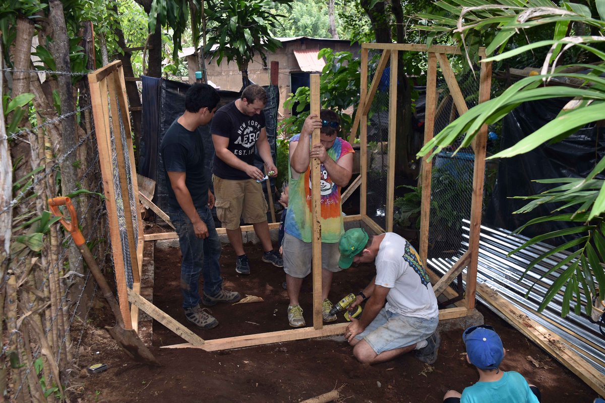 WOTC2016's tweet photo. Working hard to build the chicken coop for a needy family to earn money! #chickencoop2016 #nicaragua https://t.co/A69kMGAUBC