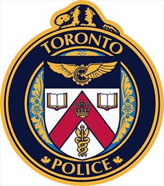 BeachEastYork's tweet photo. "@TorontoPolice @TPS55Div warn of shoeless motorist stalking women in #BeachTO late at night https://t.co/hgAQmclN2K https://t.co/NaYhcr1NfC