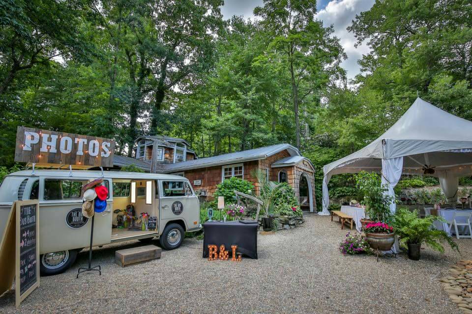 willow_falls's tweet image. Willow Falls is the perfect setting for your summer wedding! It's not too late to book now. willowfallsevents.com