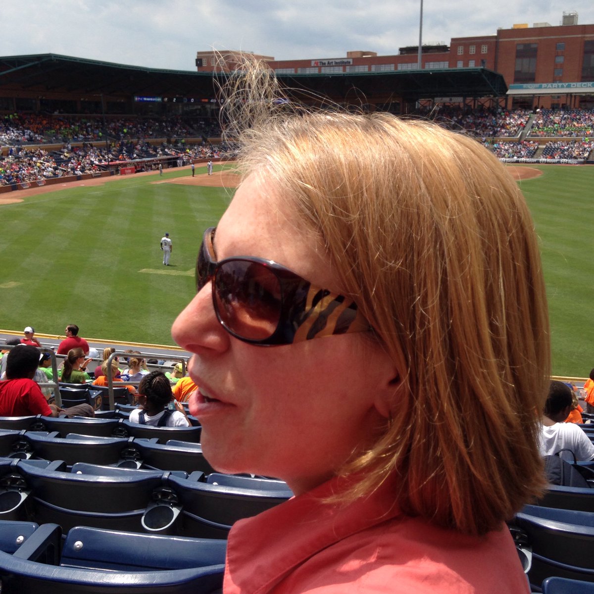 psshelton's tweet photo. NCAP president-elect @StefanieFerreri  @NCPharmacists enjoying networking @DurhamBulls game. #ncpharmacy having fun! https://t.co/Qf0n2ub22T
