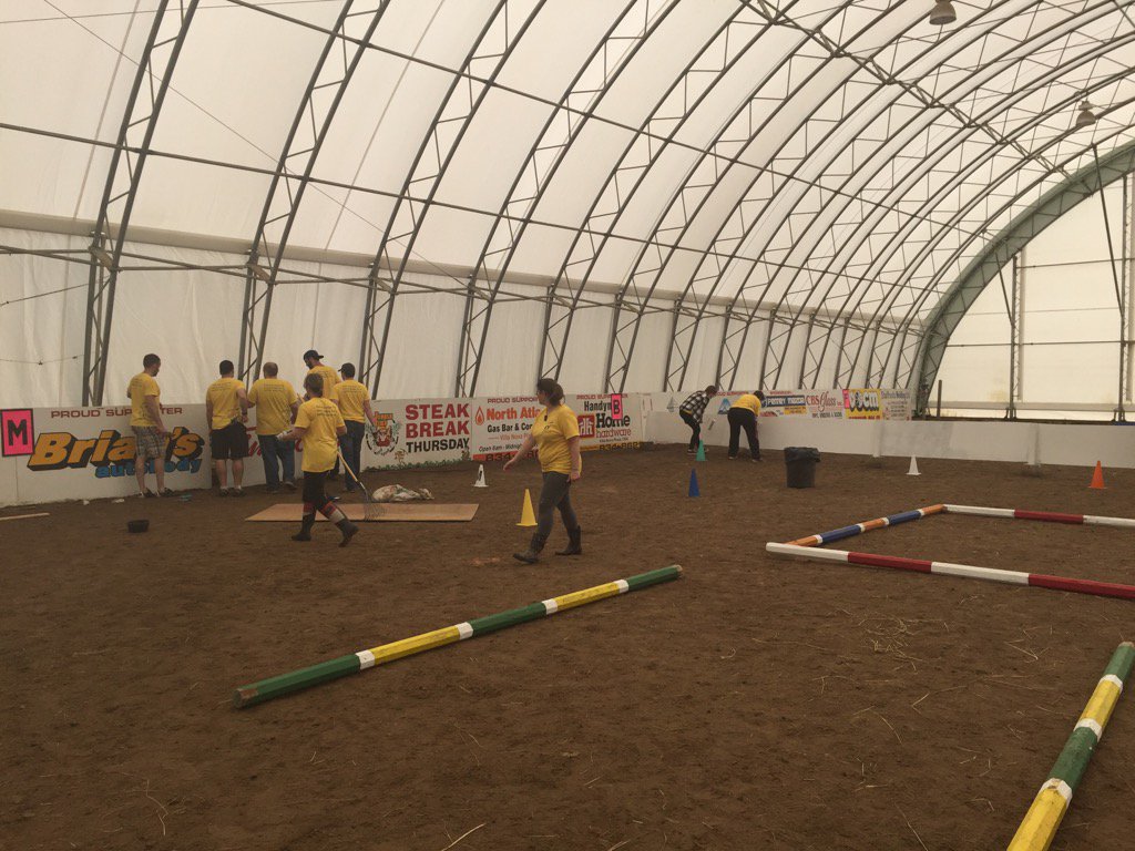 arhinelander1's tweet photo. Inside and outside changes are amazing because of amazing people @EYCanada @rainbowridersnl @raiseitupnl https://t.co/tHBoGrIYUq