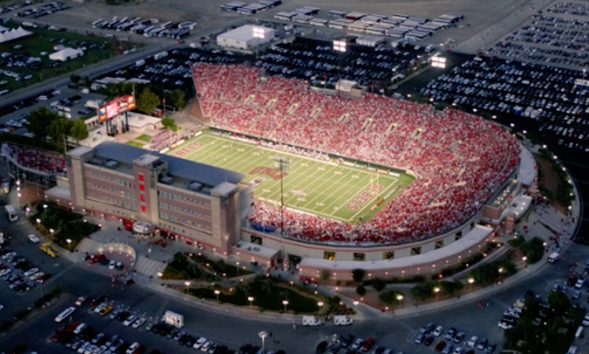 HurstMason's tweet photo. Just received my 6th offer from the University of Nevada, Las Vegas!🔴⚪️ #GoRebels https://t.co/b2Vt1meU78
