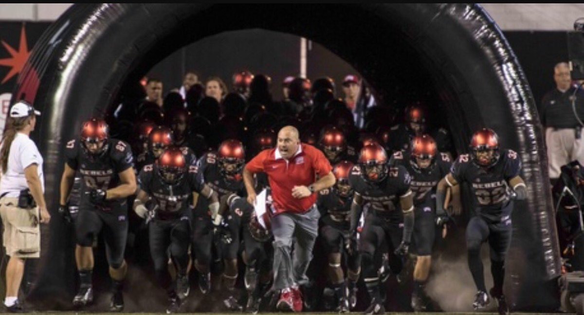 HurstMason's tweet photo. Just received my 6th offer from the University of Nevada, Las Vegas!🔴⚪️ #GoRebels https://t.co/b2Vt1meU78