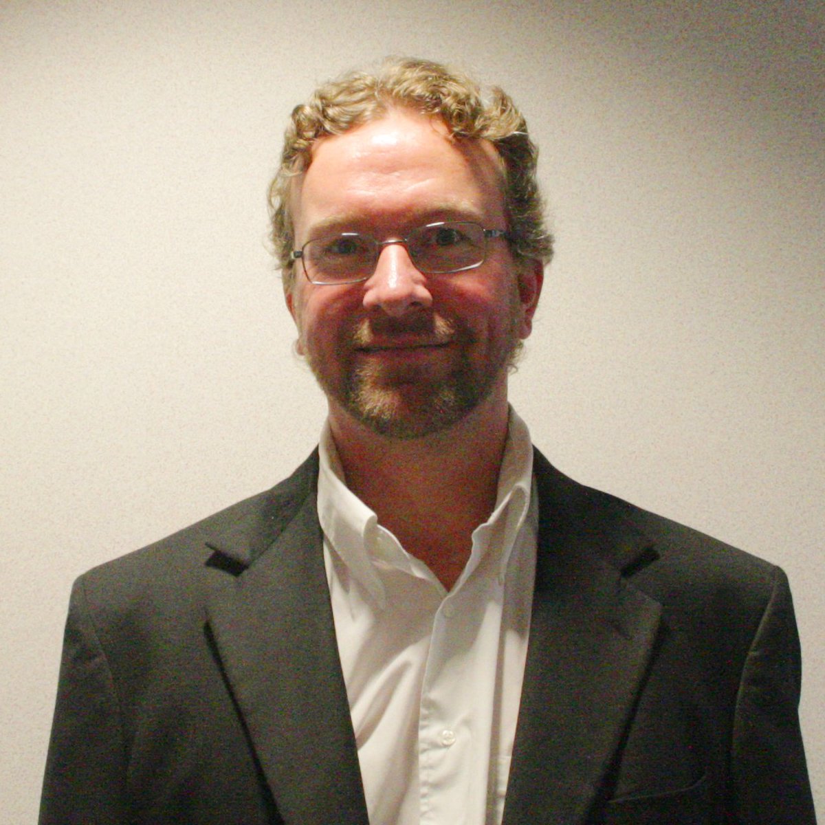 KorteGreenBuild's tweet image. Brian’s worn many hats. Now he can add #SeniorEstimator to his stack #congrats ne hubs.ly/H03hPk10