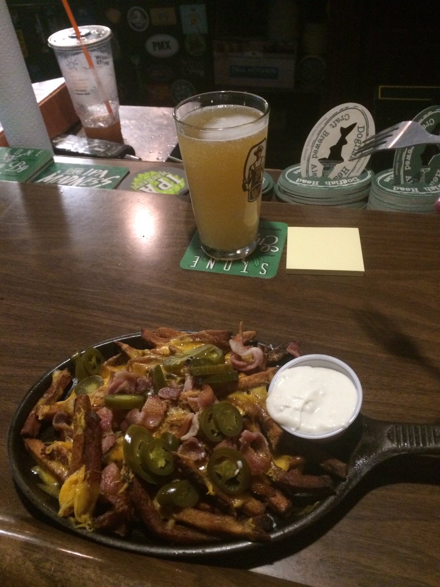 BastardRopes's tweet photo. Fat kid fuck my liver Tuesday https://t.co/vZmv6Lo7AK