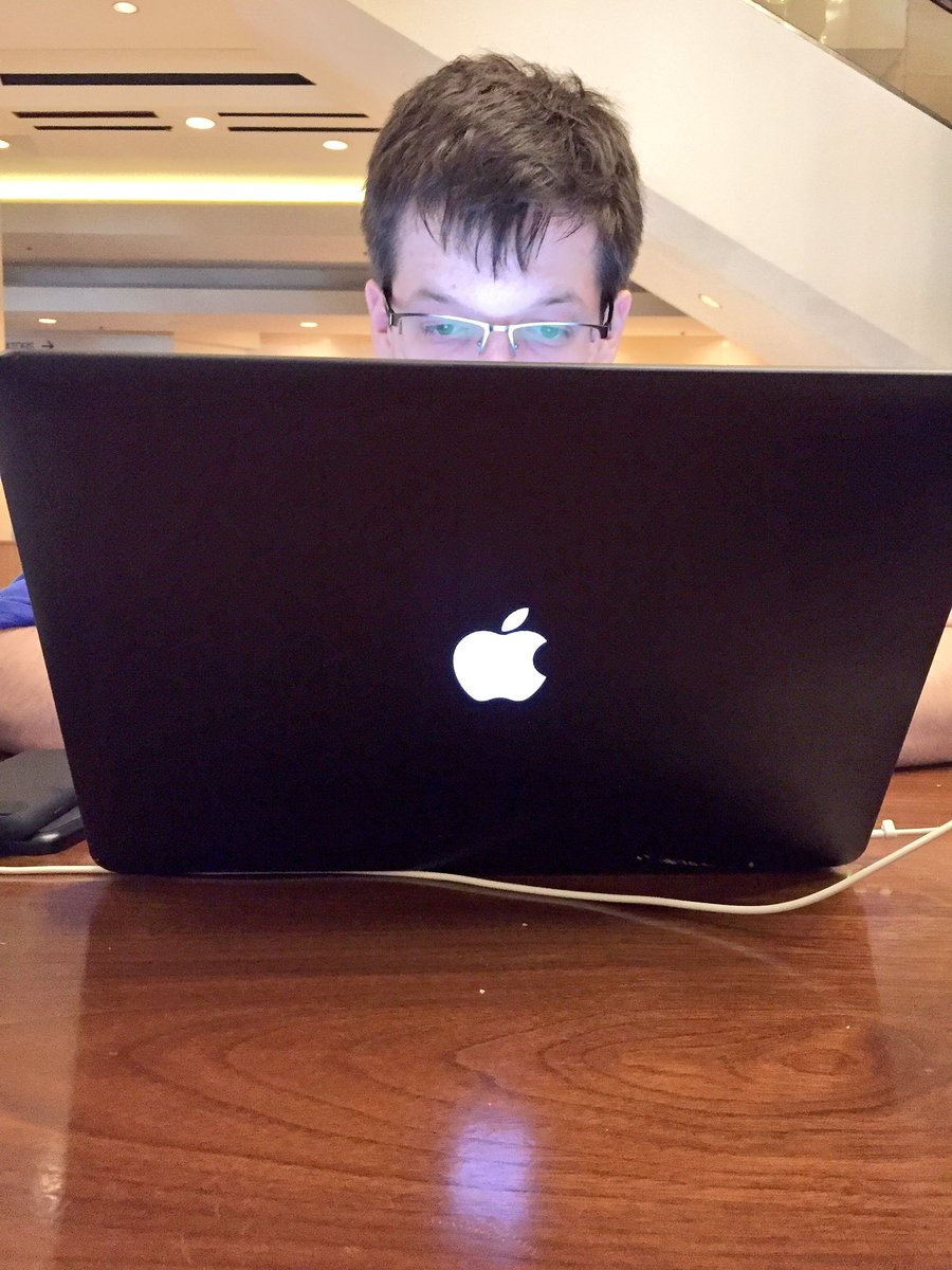 ClapperApp's tweet photo. Our founder, @David_M_Florin, hard at work. #ClapForClapper #startup #VidCon #vidcon2016 https://t.co/QX73YzJkdG