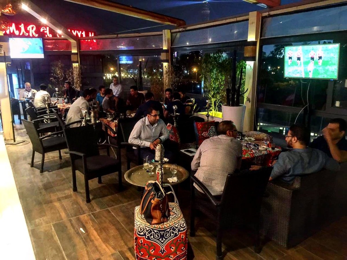 Eventrep's tweet image. Orders are being served up at the speed of light, one hour to go till dawn at Wahawi #Ramdan Lounge!