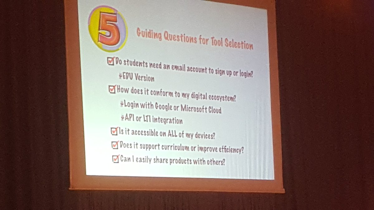 ElizabethKnost's tweet photo. Think about what tools you choose! @_nathandavidson #elead2016 https://t.co/T6aU6IoI1r