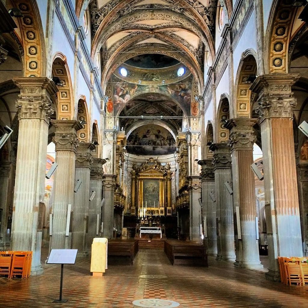 visitparma's tweet photo. da Instagram: San Giovanni Evangelista #igersparma #visitparma #botdparma #botd #parma #picoftheday #church https://t.co/MpxX4iFZrk