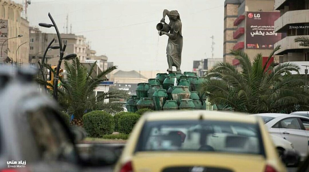 #سيعود_اللحن_عراقيا
#بغداد يا صغيرتي الحسناء يافائقه اللمى وكم من غيره عربيه بطشاء سببت العمى
.
#نبض_بغداد#بغداديات