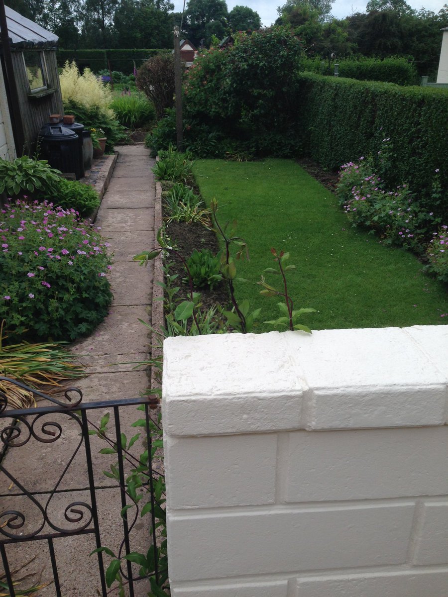 Easy_Move_UK tweet picture