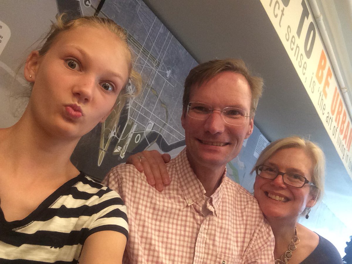 I'm at filter in DC with Amelie and Liz.