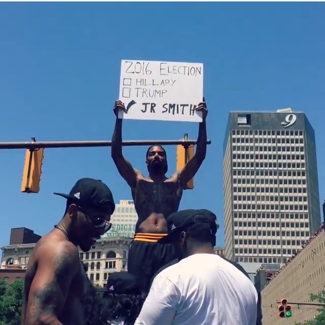 JGood_dAKid3's tweet image. #GoodExecution @TheRealJRSmith