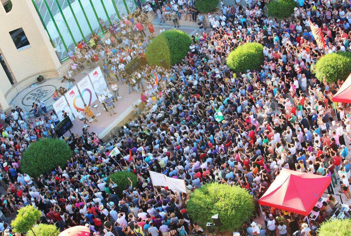 MailloAntonio's tweet photo. Impresionante acto de #UnidosPodemos en Córdoba, nunca falla. https://t.co/F8O9lZW6bS