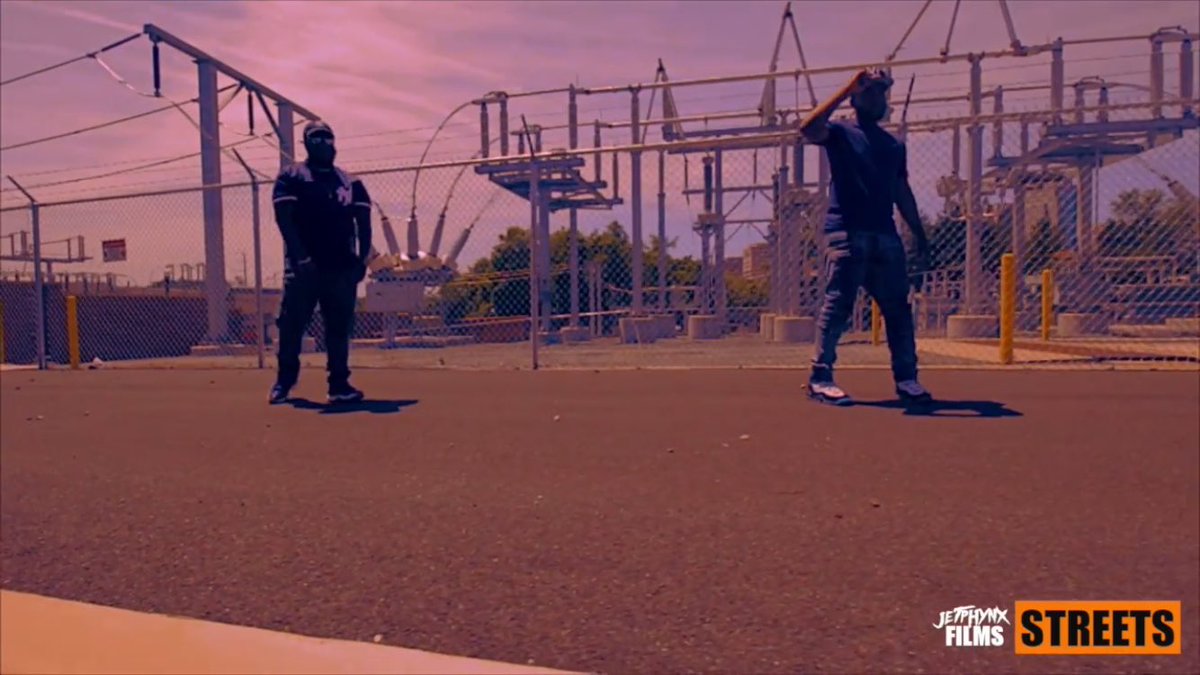 NeverSeenBasic's tweet photo. Soul Music vid out now!!!!
Watch hereβοΈβ‘οΈ https://t.co/zAl43Eghht
Shot by: @JetPhynx
π½π΅ #NSB #TALES2016 https://t.co/n0OY3XueE9