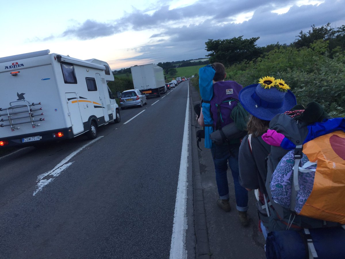 mainstonemedia's tweet photo. F£&amp;k the #glastonburytraffic  were walking.... https://t.co/s4ZJNJNXiV