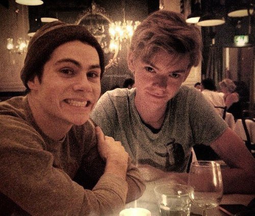 ArinkaLeto's tweet photo. My #TeenChoice vote for #ChoiceMovieChemistry is Dylan O'Brien and Thomas Brodie-Sangster https://t.co/ClscCxojqo