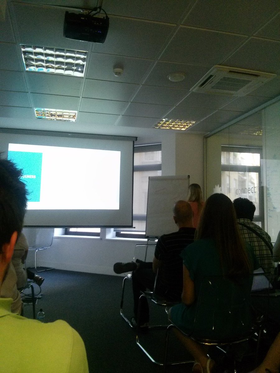 indizen_HR's tweet photo. ¿Que mejor manera de terminar un #Miercoles que con una charla sobre #mindfulness a cargo de @sandmar7 ?#formacion https://t.co/l92bKxH869