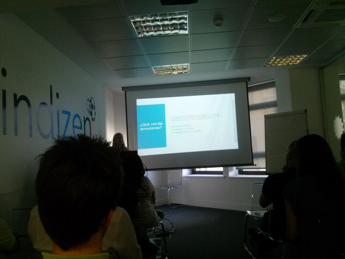 indizen_HR's tweet photo. ¿Que mejor manera de terminar un #Miercoles que con una charla sobre #mindfulness a cargo de @sandmar7 ?#formacion https://t.co/l92bKxH869