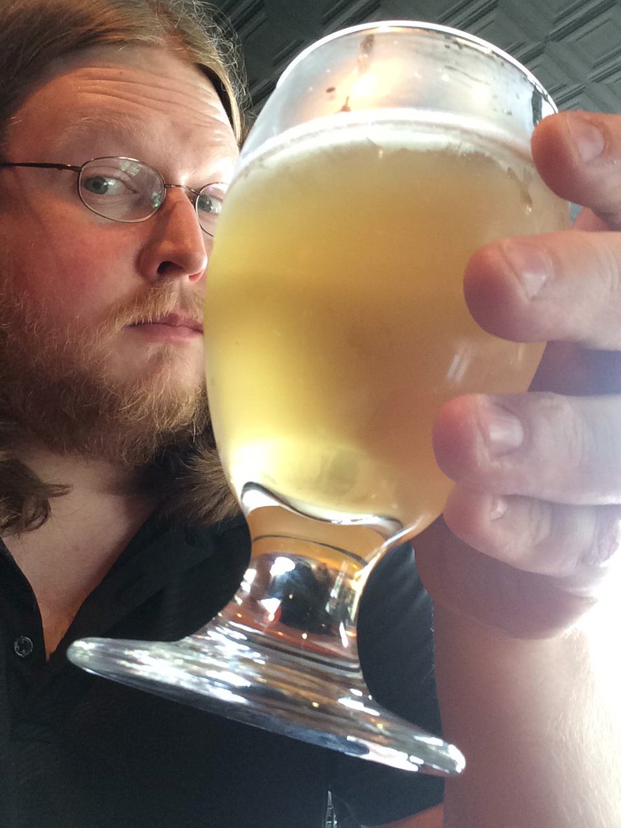 TheDumpBuckets's tweet photo. Having a tasty @TritonBrewing Axl Gose. It is 1 style I have to have whenever I see it, it seems. Here at @kumasindy https://t.co/SAtTZJPBmV