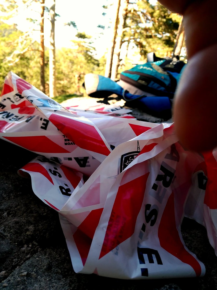 GTPenalara's tweet photo. Larga jornada la de hoy, mañana ➕ y mejor.
Dejando el camino listo para vosotr@s.
Marcaje #GTP16 #TP60k #CNN https://t.co/3D1QuRpHFI