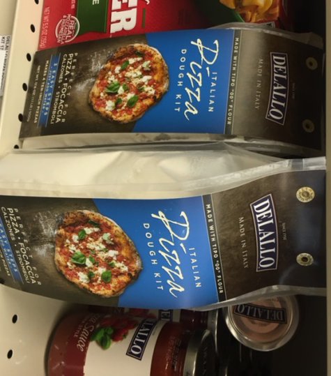 PackStrat's tweet image. Name a product in a pouch that you love. We spied this pizza dough kit and are pretty excited! #standuppouch