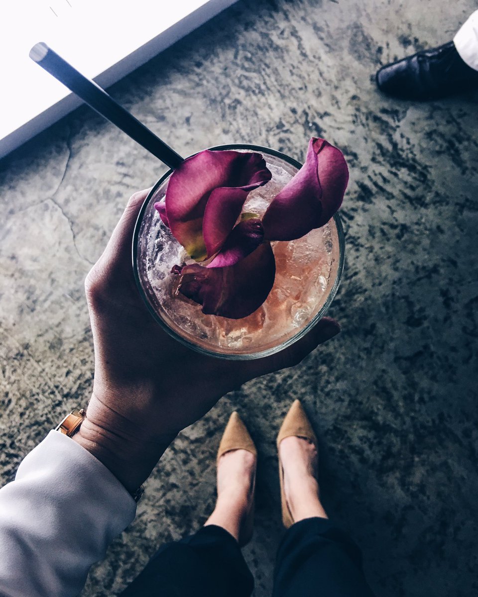 keagankingsley's tweet photo. An incredible night out w. The Botanist Gin &amp; @TheFridayStClub at the one of a kind Forager pop up bar #toomanygins https://t.co/26s6fEKbni