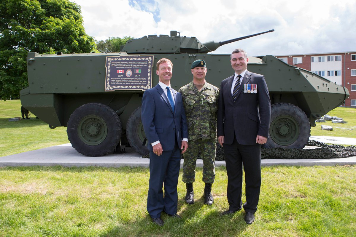 Canada_Company's tweet photo. #LAVMonument is unveiled today at #Oromocto #MakeFrederictonFirst @BrianTMacdonald https://t.co/tBILuxrCeM
