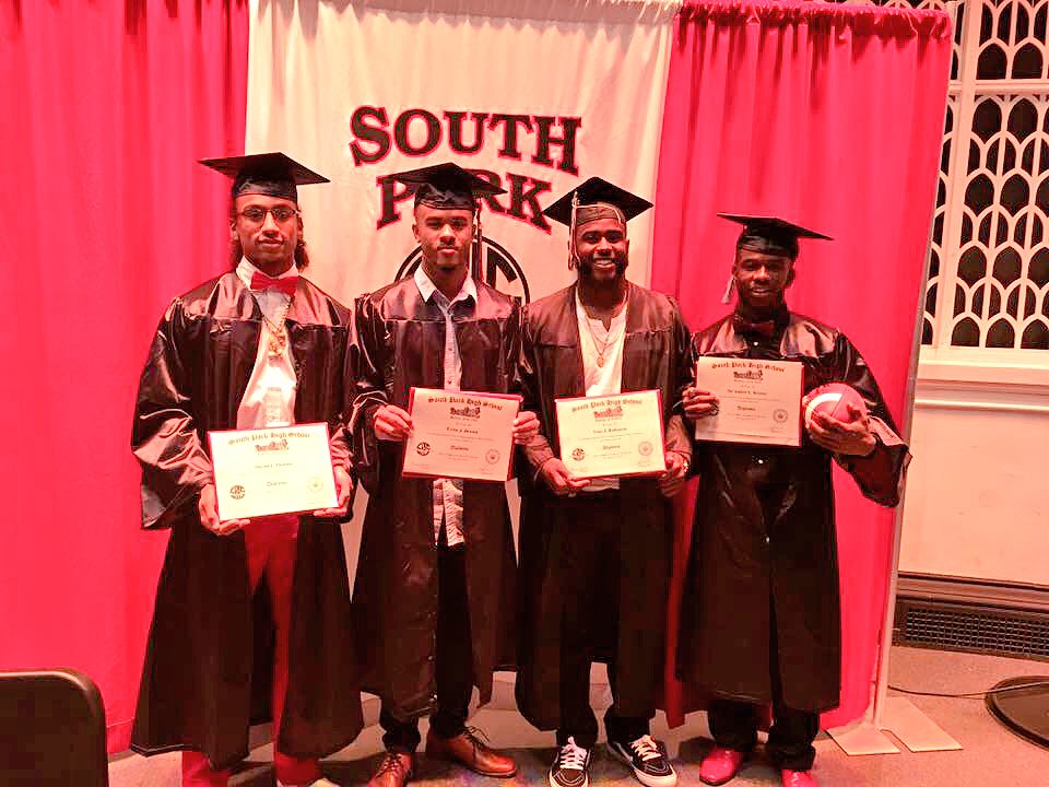 TheReal_Tony2's tweet image. We did it ‼️‼️🎓🎓🎓 #class2k16