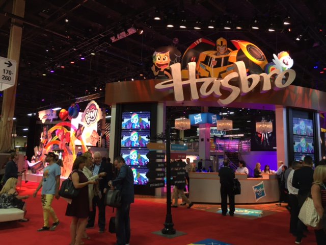 TailsofWhimsy's tweet image. So many awesome booths at #Licensing16 #LicensingExpo -- loving the @Hasbro display!