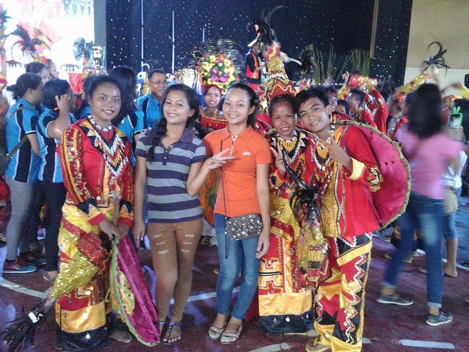 TeffanyGonsale1's tweet photo. going tayu ng diwata fistival https://t.co/eaysHVRgYo