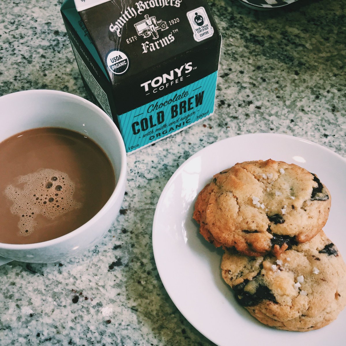 runcoldbrew's tweet photo. Afternoon snack #chocolatecoldbrew #runcoldbrew #tonyscoffee #smithbrosfarm https://t.co/XMvJA3oTc2