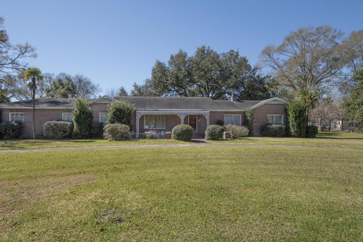 mauriweb's tweet image. Check out my #listing in #ChurchPoint #LA tour.circlepix.com/home/HWWPVS #realestate #realtor