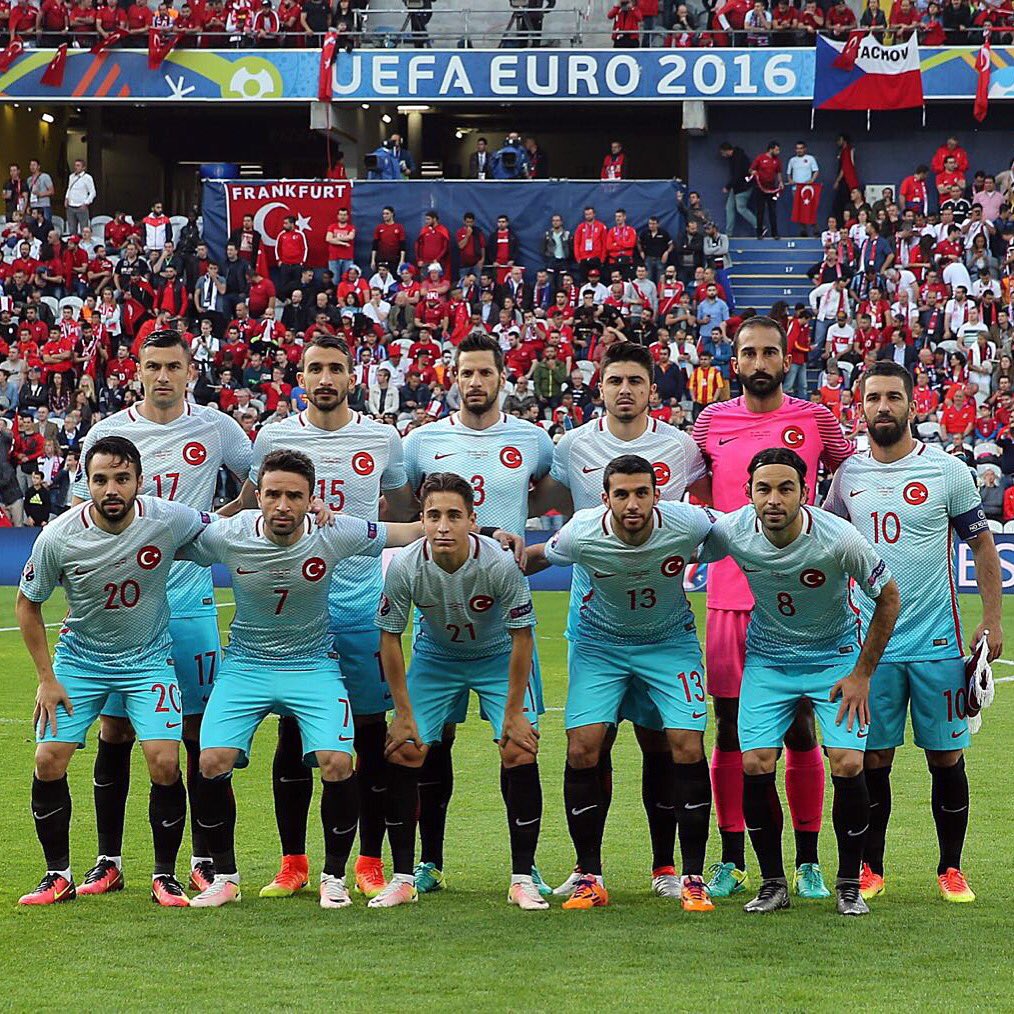 Bu takımın parçası olmak bana gurur veriyor.🇹🇷🇹🇷🇹🇷