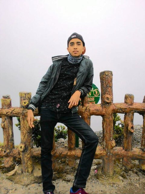 sfonee_'s tweet photo. 13. Fauzan Al - Syadad - @fauzanals https://t.co/YVtQjVQFIs