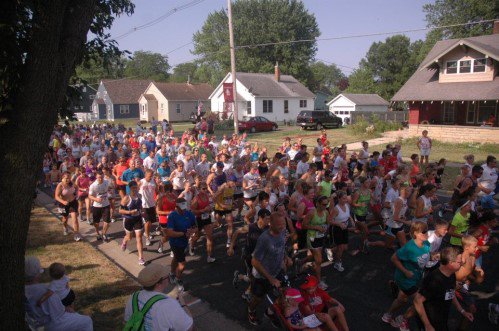 visitboscobel's tweet photo. 4th of July Firecracker Run in Boscobel has spots for a few more runners! https://t.co/mxVRXfH4S0 #driftless https://t.co/PXueGyF8PA