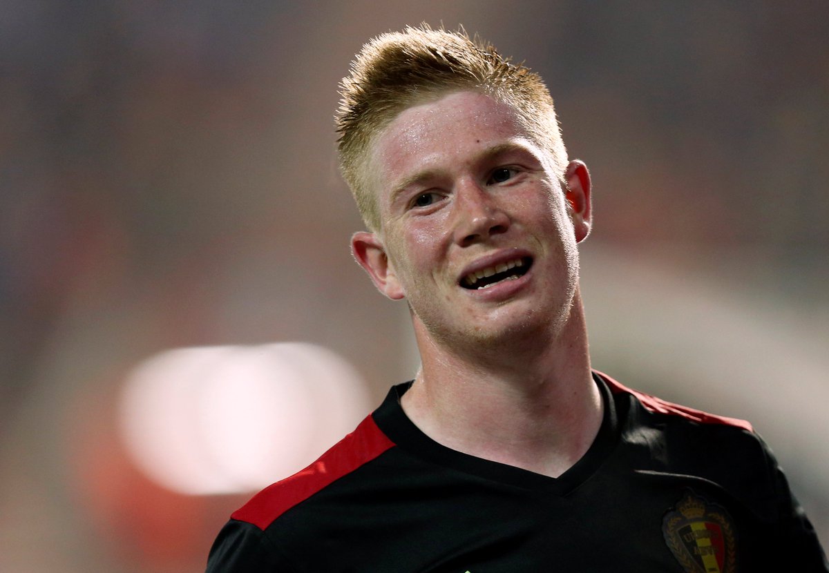 Squawka's tweet photo. Most chances created in the #EURO2016 group stages:

K. De Bruyne (17) #BEL
D. Payet (14) #FRA 
M. Özil (12) #GER https://t.co/puip8NEDms