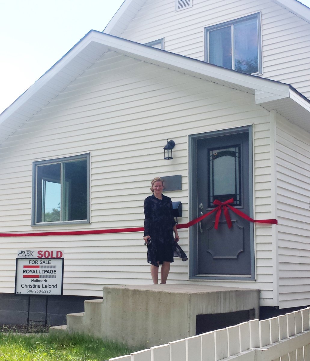 ChristineLelond's tweet image. Congratulations to my newest VIP’s!
#ABRSOLD   #firsttimehomebuyers   #saskatoonrealestate christinelelond.com