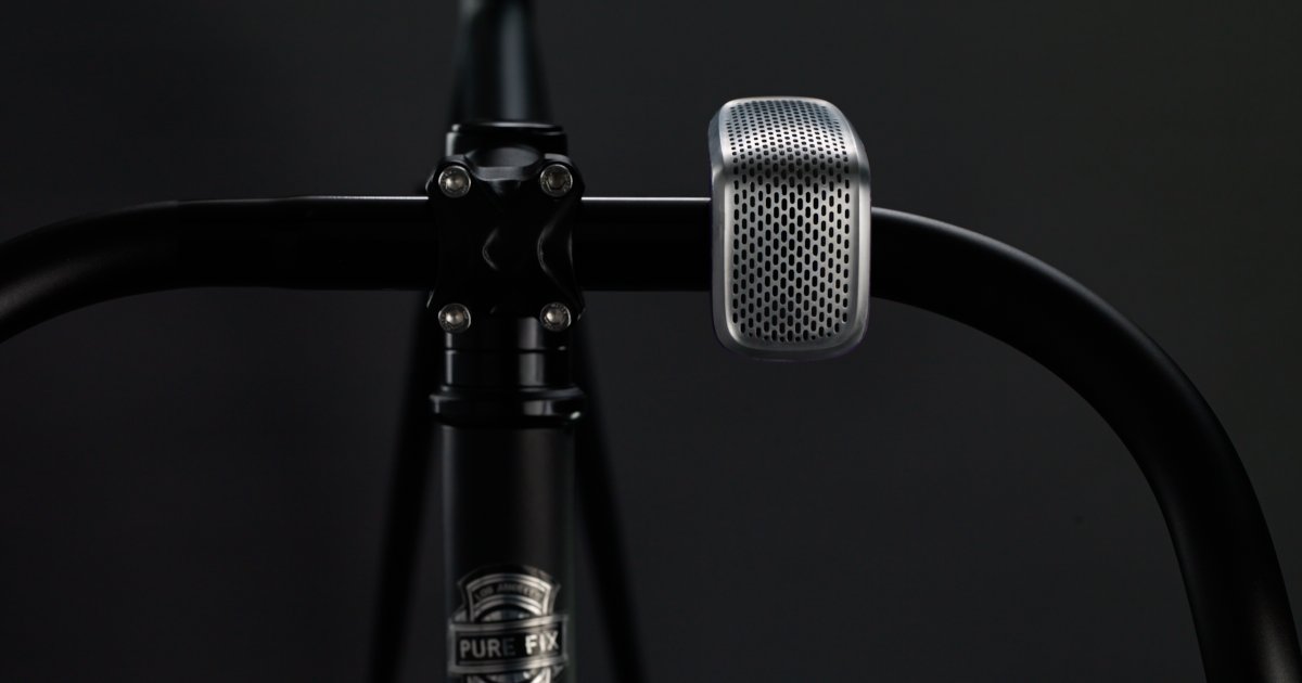 TJSchemmel1's tweet photo. The world's first smart bicycle bell launching soon on Kickstarter! https://t.co/jgo177k5Ue https://t.co/Dz2BFx6HxP