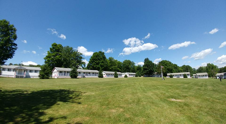 Toups_J's tweet image. Made it to my summer home @campcayuga  This is what a 72 degree high looks like. #FreeAC #ParadiseInThePoconos