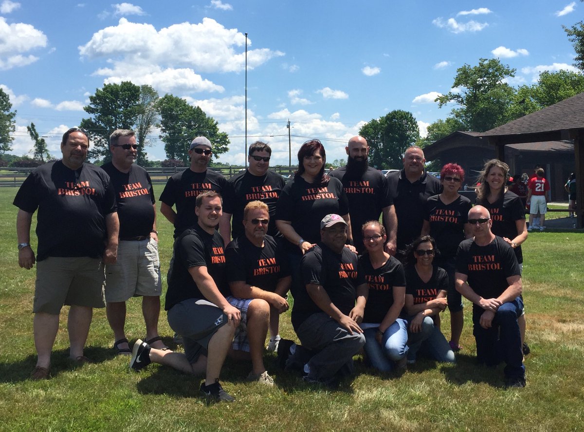 Team Bristol enjoying a wonderful day at Districts DS Appreciation picnic.  Thank you District 254!