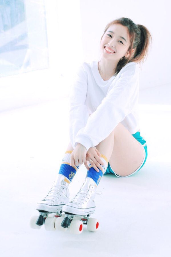 xuanyipicts's tweet photo. her teaser photos 🌟 https://t.co/sdn6yEpUjj