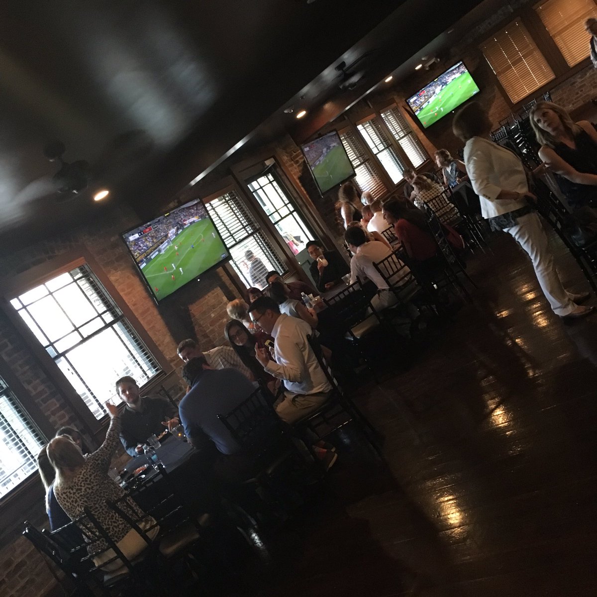 jenntullier's tweet photo. Enjoying a little YP/Student networking at @walk_ons as part of #ACE2016NOLA https://t.co/6O0W98CYc7