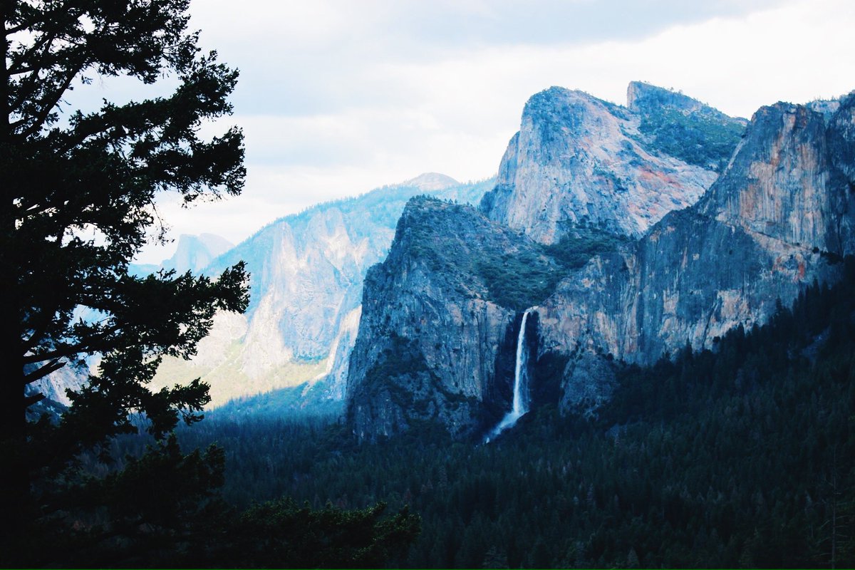 cindyxchen's tweet photo. #ThinkOfTheGenerations that will never get to witness these natural miracles. (Taken @ Yosemite) πβ€οΈ https://t.co/pWzaiAnk2T