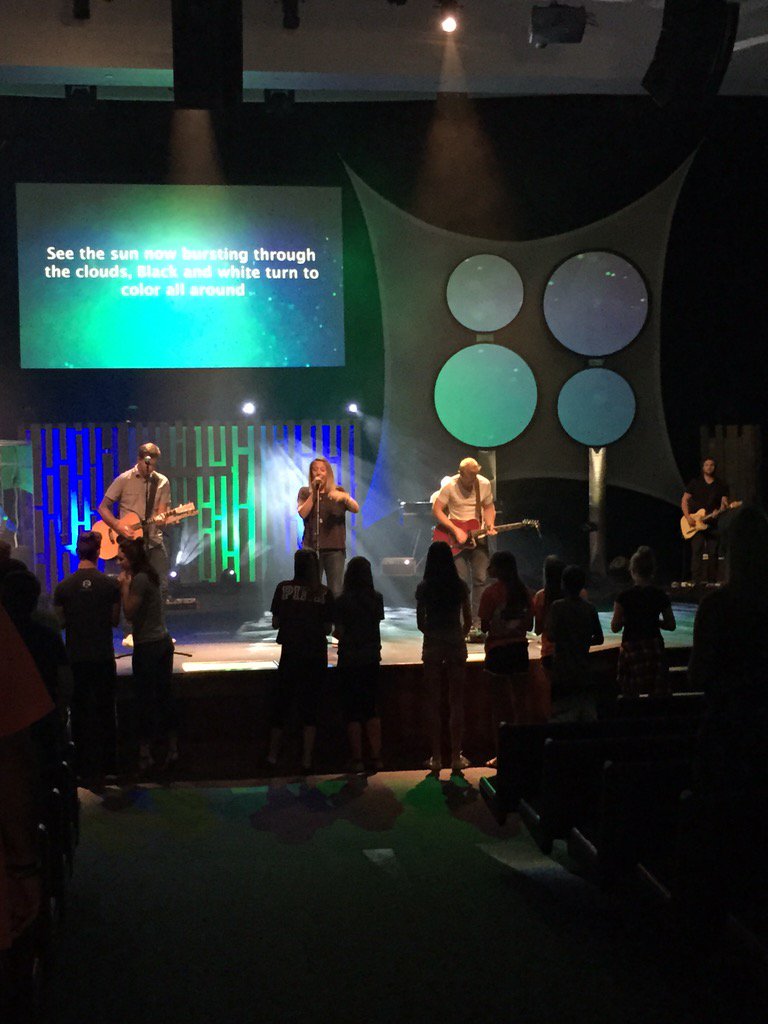 AgnewGodGirl's tweet photo. #RIOTrecap #riotsummercamp pure gratitude for staff, drivers, volunteers. My Church has heart.❤️@VanDykeChurch https://t.co/hc4osajWRK