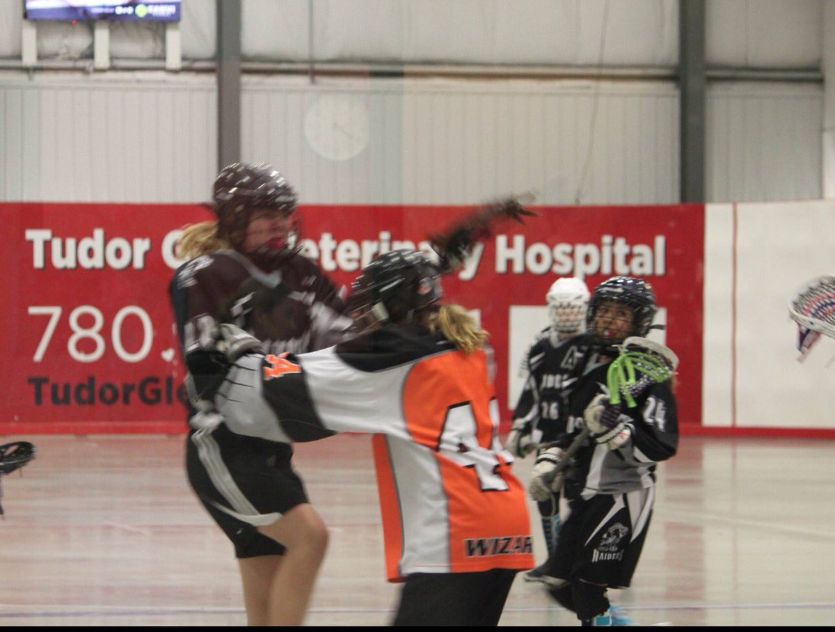 HuffGinger's tweet photo. My blood is red. My bruises are blue. Lacrosse is my sport. This is what I do. https://t.co/SlWugt8AKW