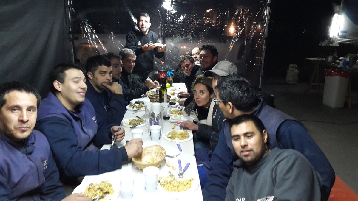 Momento muy importante del día 😁 @ColcarRT <a href="/desafioruta40/">Desafío Ruta 40</a>